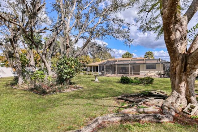 7232 WILLOW STREET, Sarasota, FL 34243