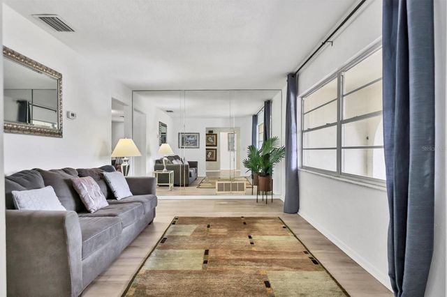 7232 WILLOW STREET, Sarasota, FL 34243