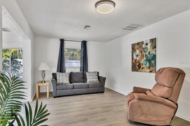 7232 WILLOW STREET, Sarasota, FL 34243