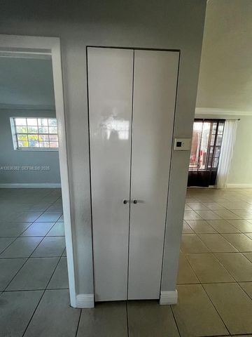1271 W 79th Street, Hialeah, FL 33014