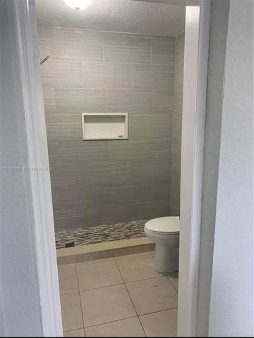 1271 W 79th Street, Hialeah, FL 33014