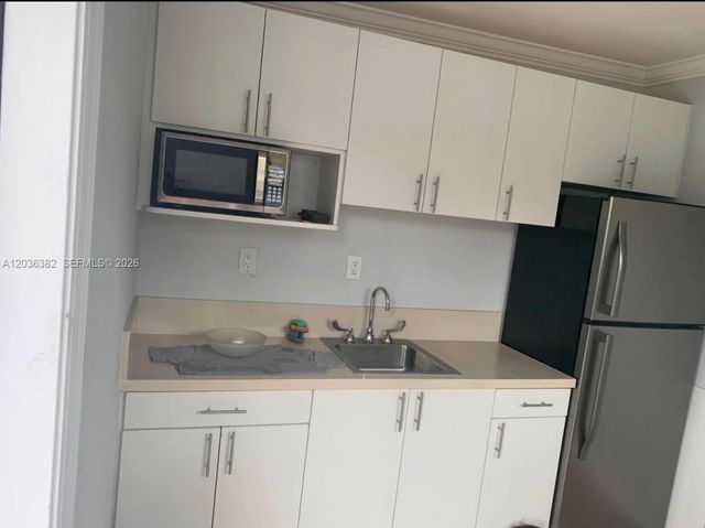 1271 W 79th Street, Hialeah, FL 33014