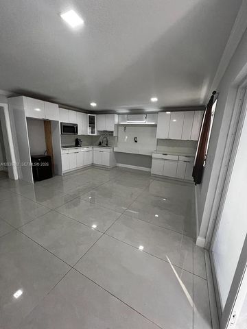1271 W 79th Street, Hialeah, FL 33014