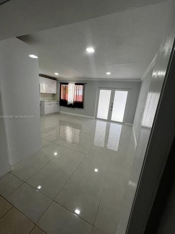 1271 W 79th Street, Hialeah, FL 33014