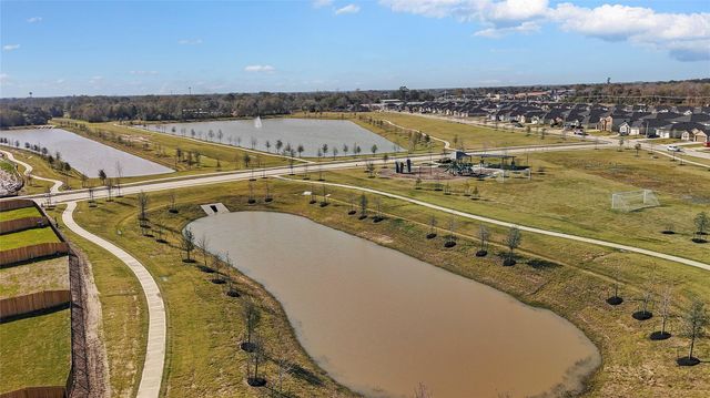 1017 Paddlefish Lane, Alvin, TX 77511