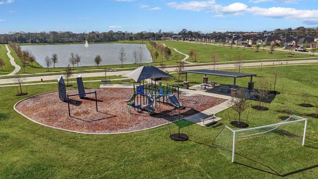 1017 Paddlefish Lane, Alvin, TX 77511