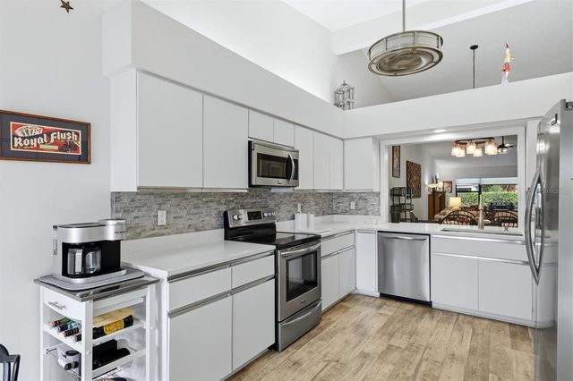2644 MOSS OAK DRIVE 47, Sarasota, FL 34231