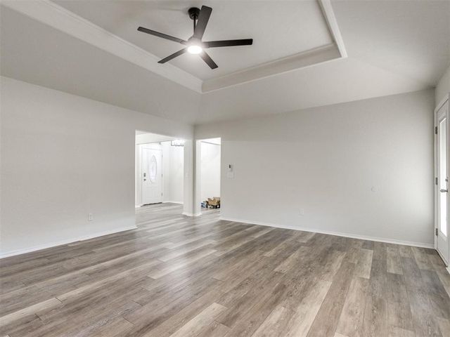 2116 NE 8th Street, Moore, OK 73160