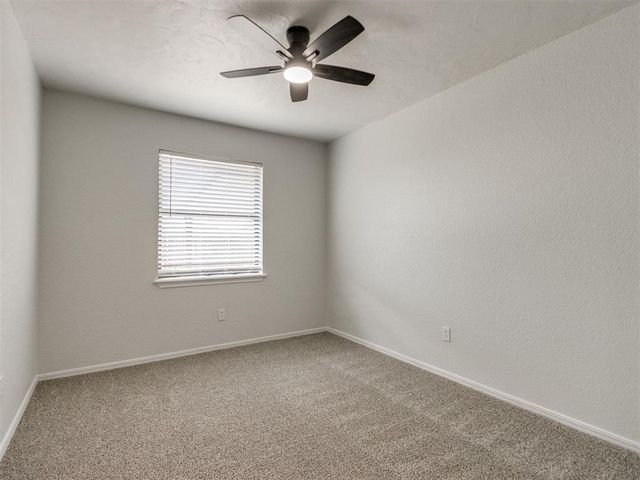 2116 NE 8th Street, Moore, OK 73160