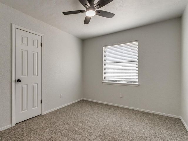 2116 NE 8th Street, Moore, OK 73160
