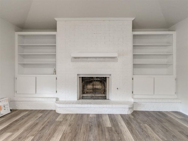 2116 NE 8th Street, Moore, OK 73160