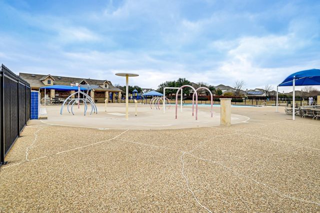 729 Santa Rosa Drive, Fort Worth, TX 76052