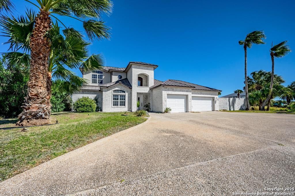 1 Spoonbill, Rockport, TX 78382