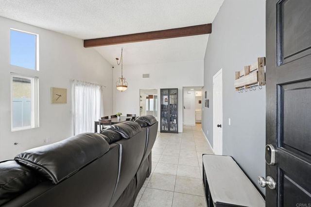 270 Chestnut Way, Oceanside, CA 92057