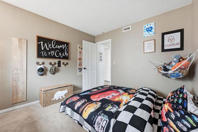 270 Chestnut Way, Oceanside, CA 92057