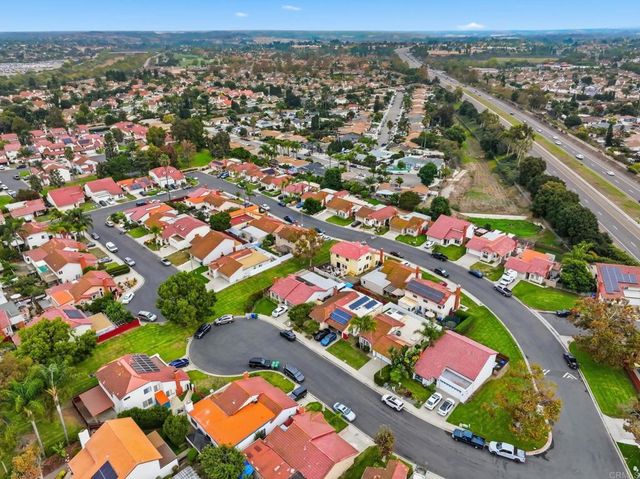 270 Chestnut Way, Oceanside, CA 92057