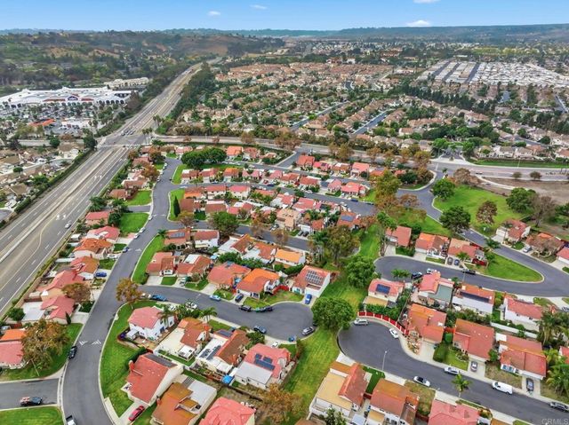 270 Chestnut Way, Oceanside, CA 92057