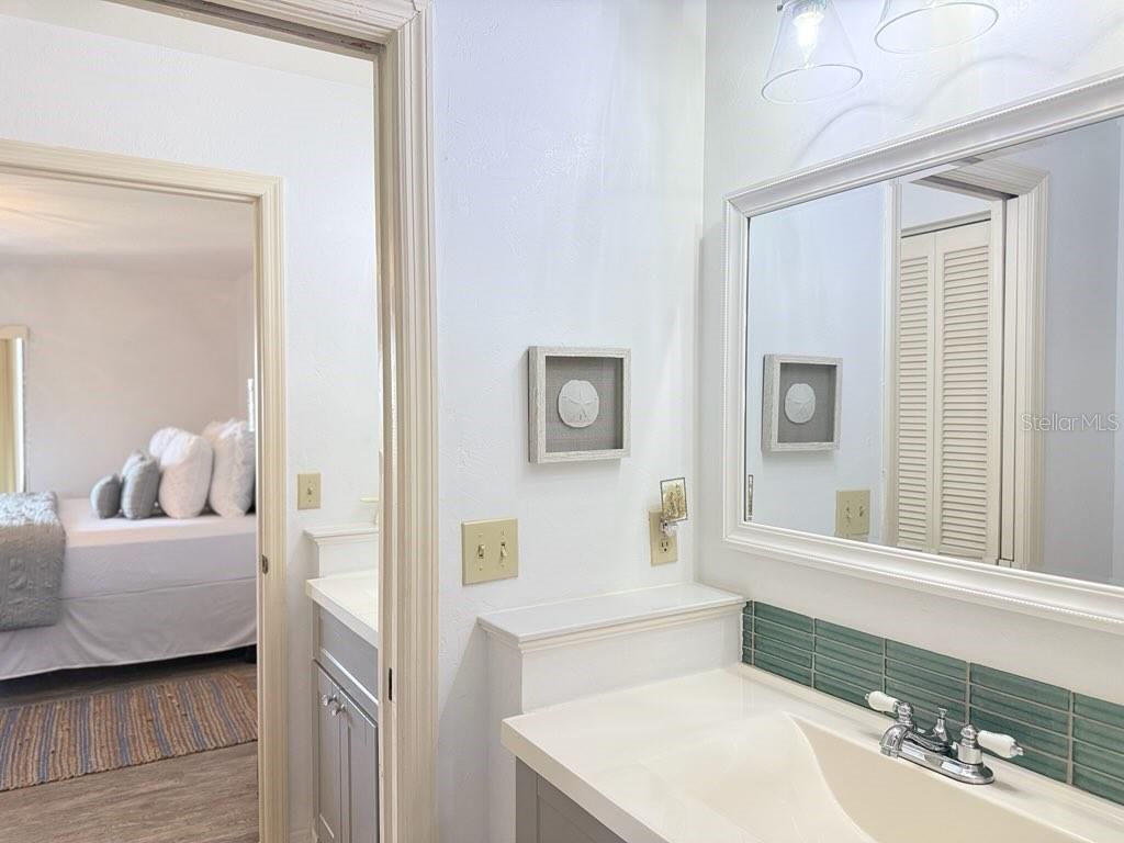 Image 25 of property listing at 460 BOUCHELLE DRIVE 104, New Smyrna Beach, FL 32169