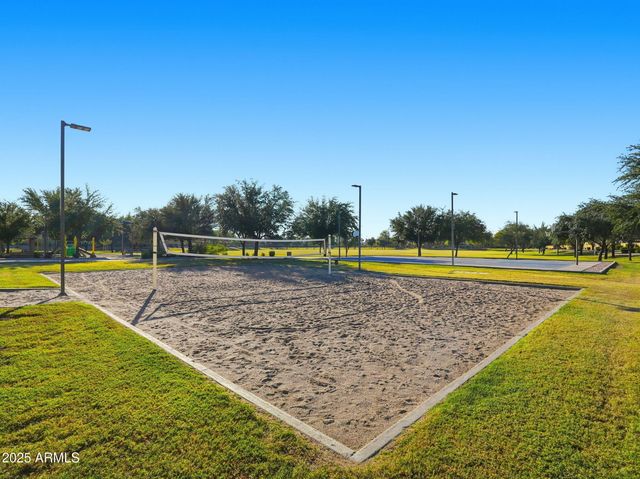 1516 E CHEYENNE Street, Gilbert, AZ 85296