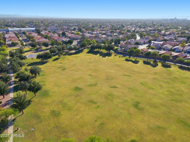 1516 E CHEYENNE Street, Gilbert, AZ 85296