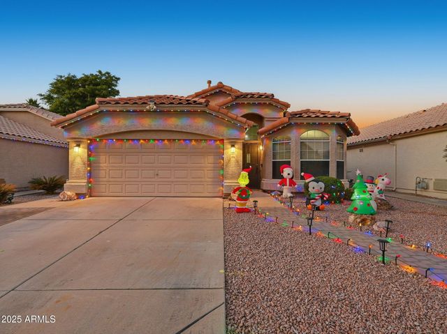 1516 E CHEYENNE Street, Gilbert, AZ 85296
