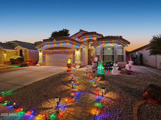 1516 E CHEYENNE Street, Gilbert, AZ 85296