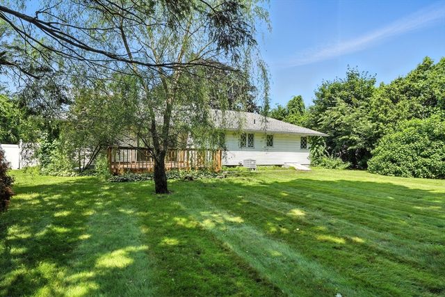 232 Lafayette St, Chicopee, MA 01020