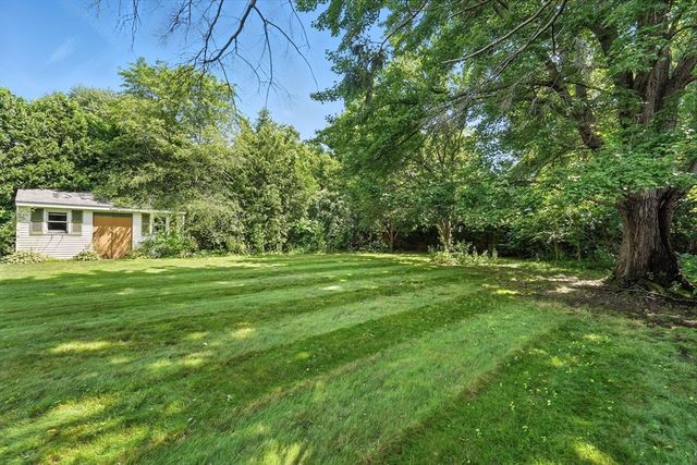 232 Lafayette St, Chicopee, MA 01020