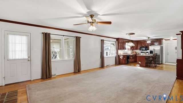 11211 Woodstock Heights Dr, Glen Allen, VA 23059