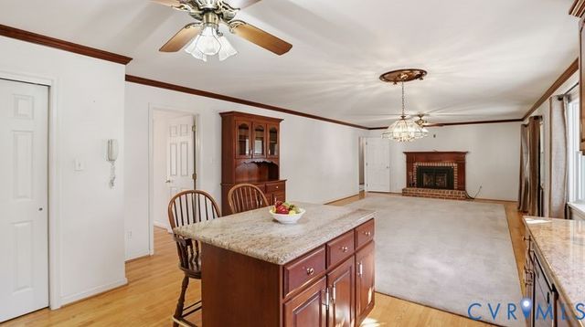 11211 Woodstock Heights Dr, Glen Allen, VA 23059