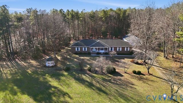 11211 Woodstock Heights Dr, Glen Allen, VA 23059