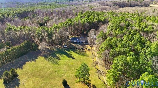 11211 Woodstock Heights Dr, Glen Allen, VA 23059