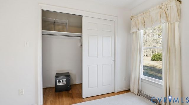 11211 Woodstock Heights Dr, Glen Allen, VA 23059