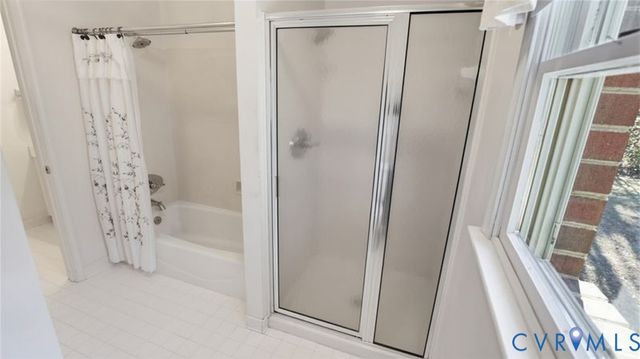 11211 Woodstock Heights Dr, Glen Allen, VA 23059