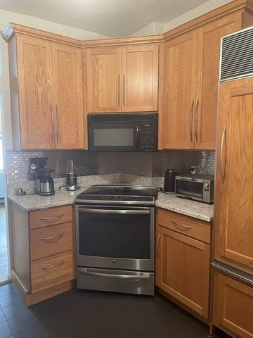 162 Endicott Street 2, Boston, MA 02113