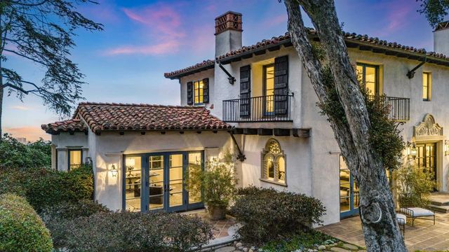 1205 Muirlands Dr, La Jolla, CA 92037