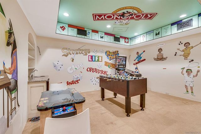 1205 Muirlands Dr, La Jolla, CA 92037