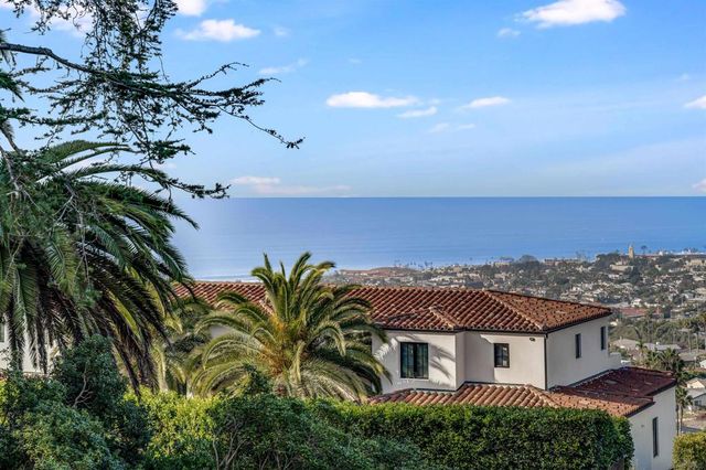 1205 Muirlands Dr, La Jolla, CA 92037