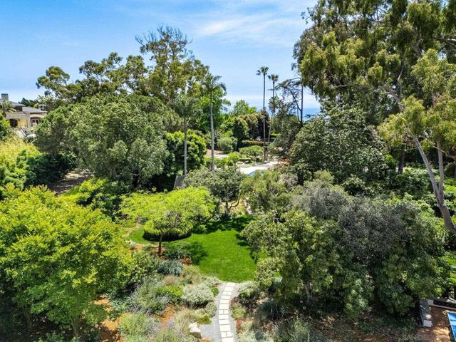 1205 Muirlands Dr, La Jolla, CA 92037