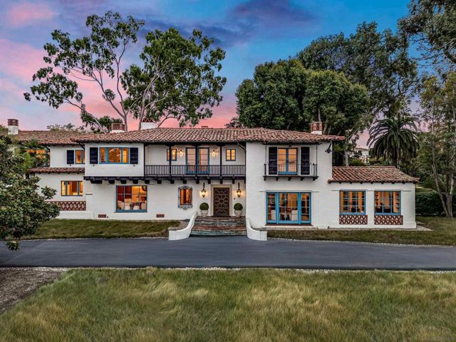 1205 Muirlands Dr, La Jolla, CA 92037