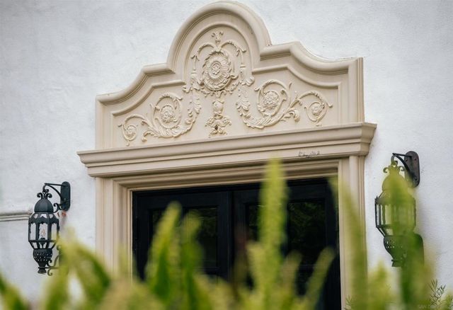 1205 Muirlands Dr, La Jolla, CA 92037