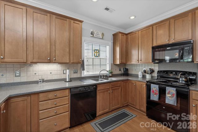 1047 Curry Way, Matthews, NC 28104