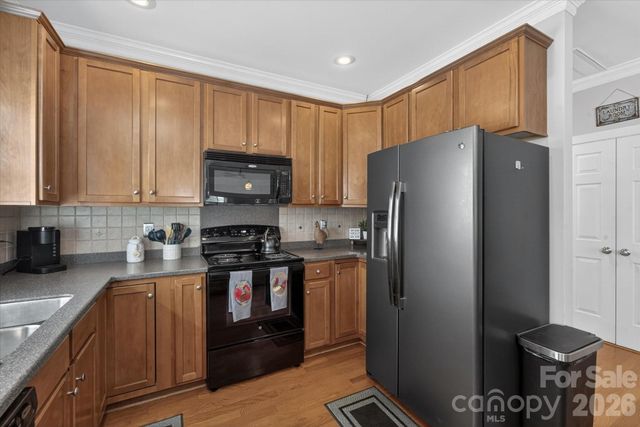 1047 Curry Way, Matthews, NC 28104