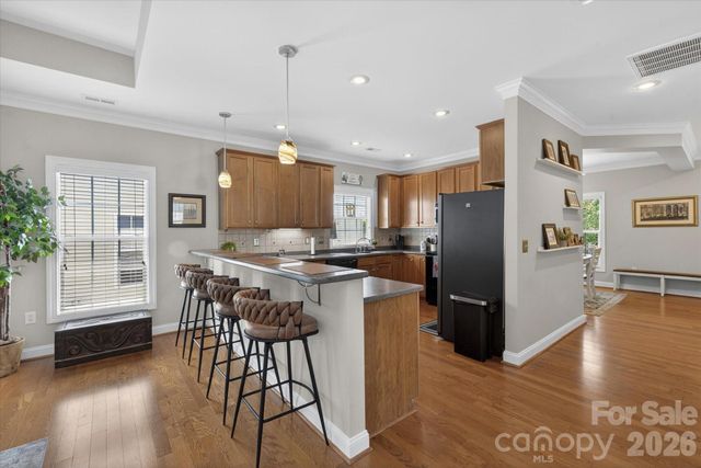 1047 Curry Way, Matthews, NC 28104