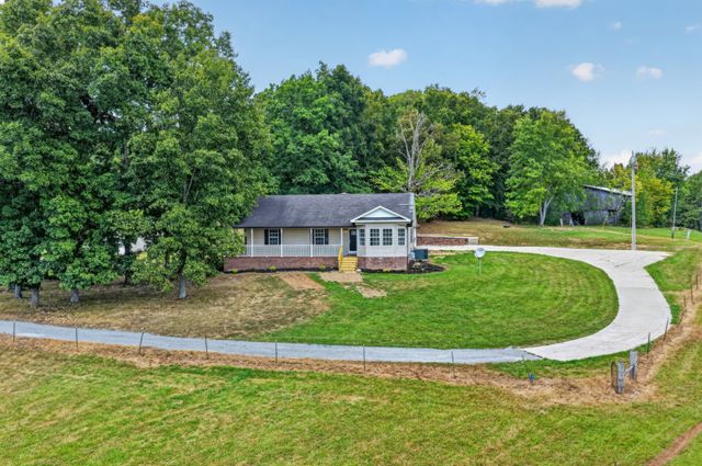 114 Tom Beasley Rd, Westmoreland, TN 37186
