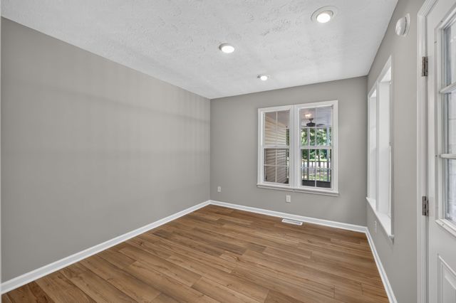 114 Tom Beasley Rd, Westmoreland, TN 37186