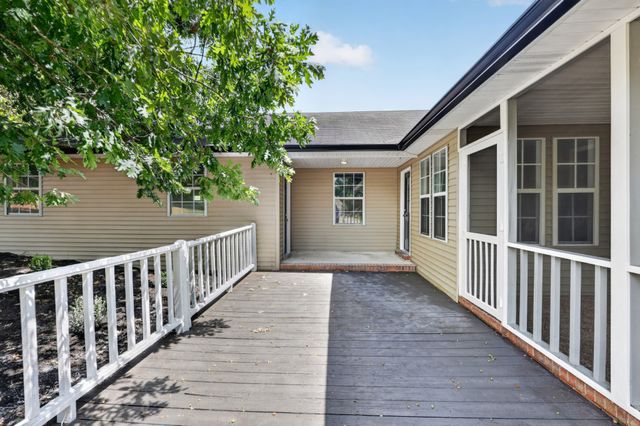 114 Tom Beasley Rd, Westmoreland, TN 37186