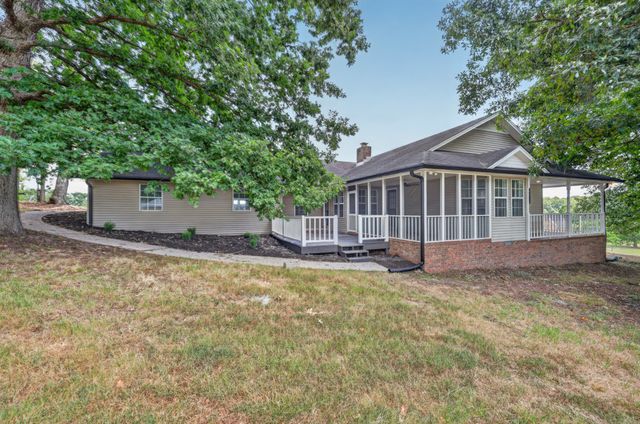 114 Tom Beasley Rd, Westmoreland, TN 37186