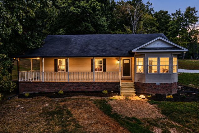 114 Tom Beasley Rd, Westmoreland, TN 37186
