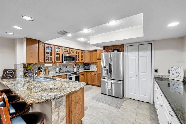 4934 UMBER WAY S, Tampa, FL 33624